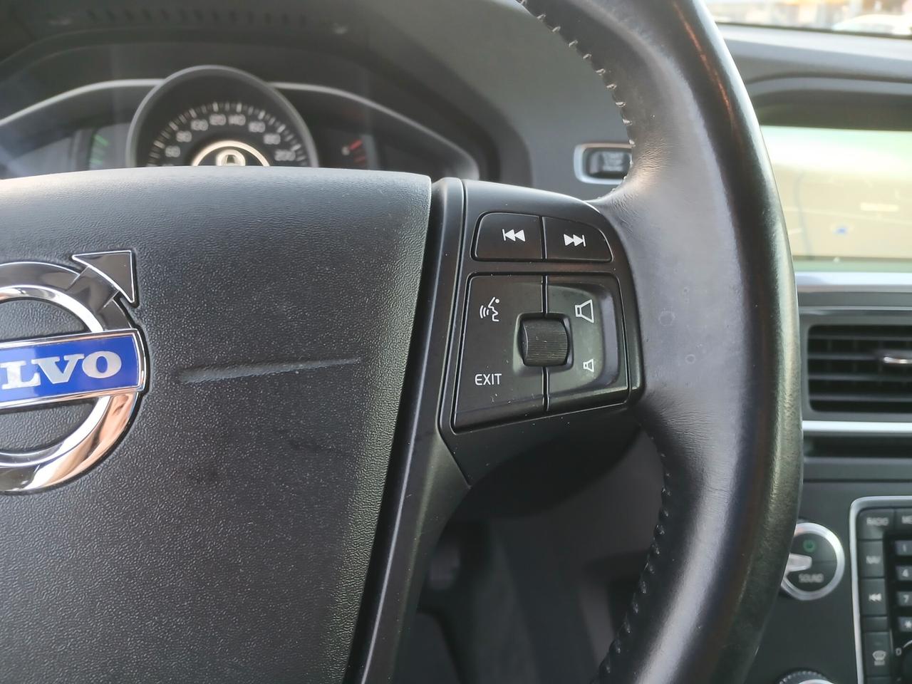 Volvo V60 1.6 D2 115CV SW AUTO 2015