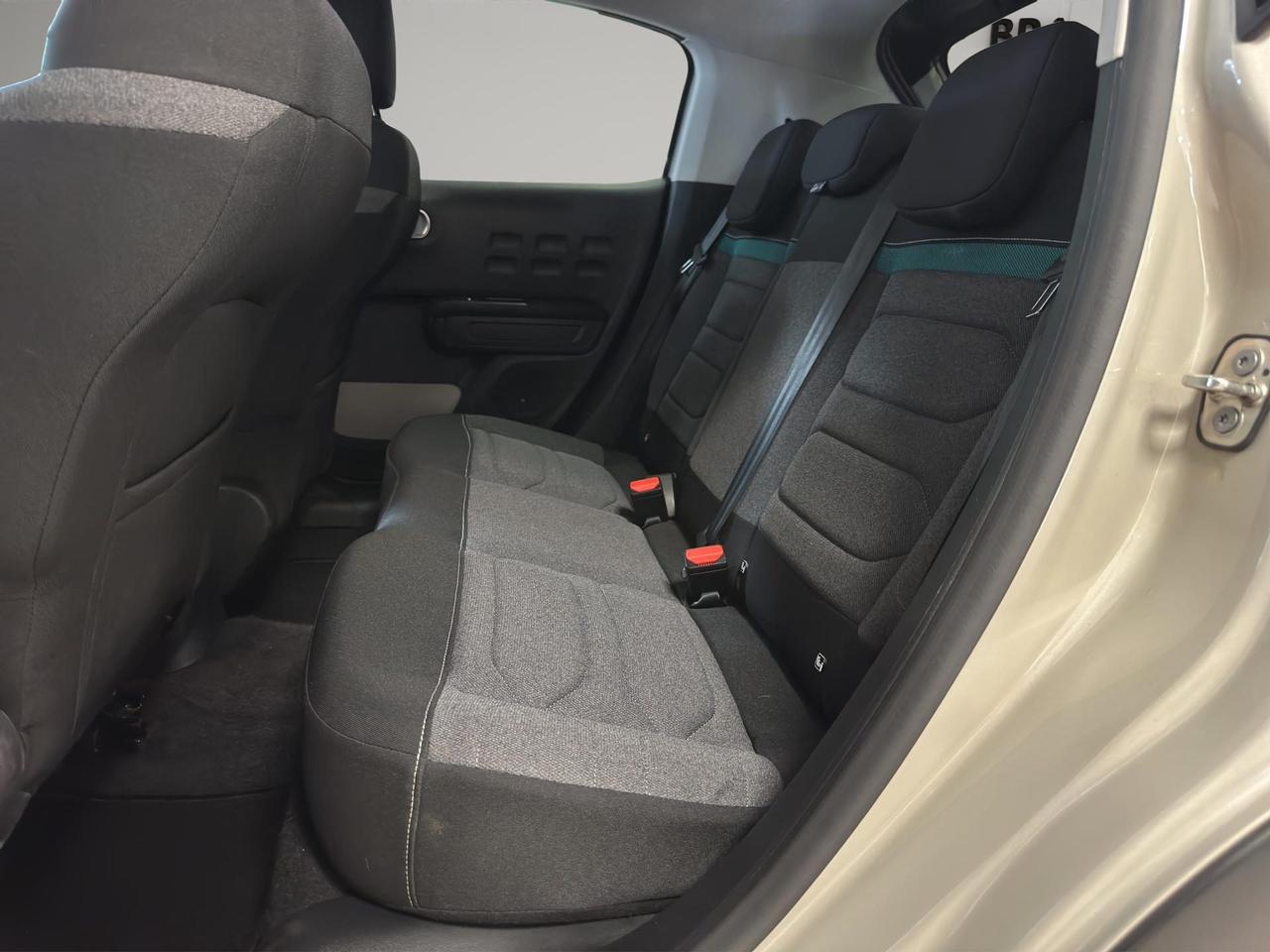 Citroen C3 1.2 puretech Shine s&s 83cv neopatenta