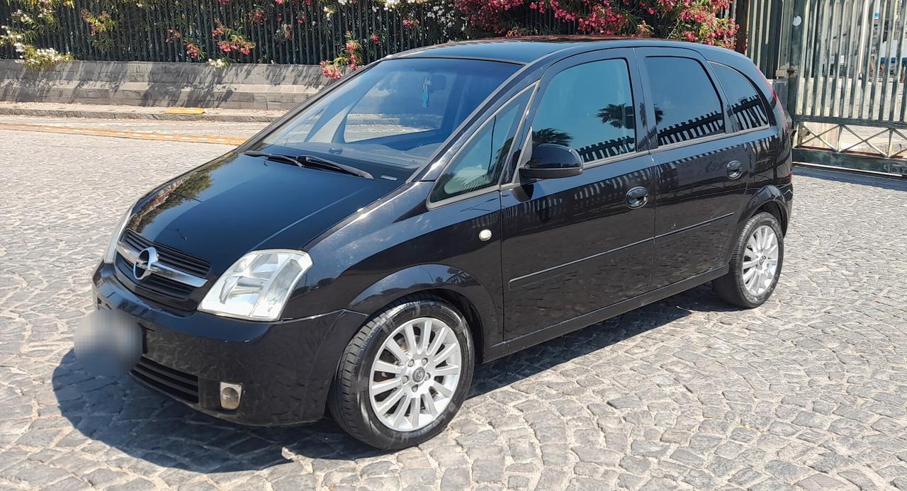 Opel Meriva 1.7 CDTI 101CV Cosmo