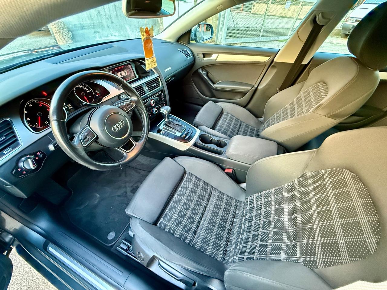 Audi A5 SPB 2.0 TDI 177 CV multitronic Advanced 2012