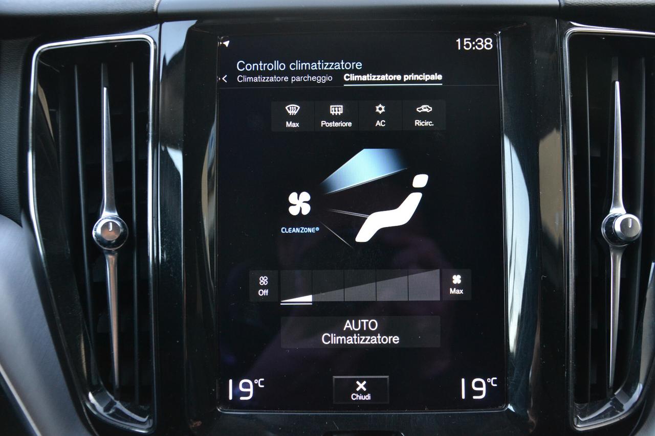 Volvo XC 60 2.0 197CV AWD HYBRID/DIESEL AUT.+FULL LED+RCAM+NAV