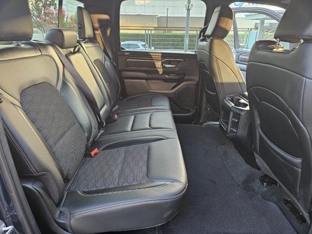 DODGE RAM 5.7 V8 Crew Cab Sport Autocarro N1