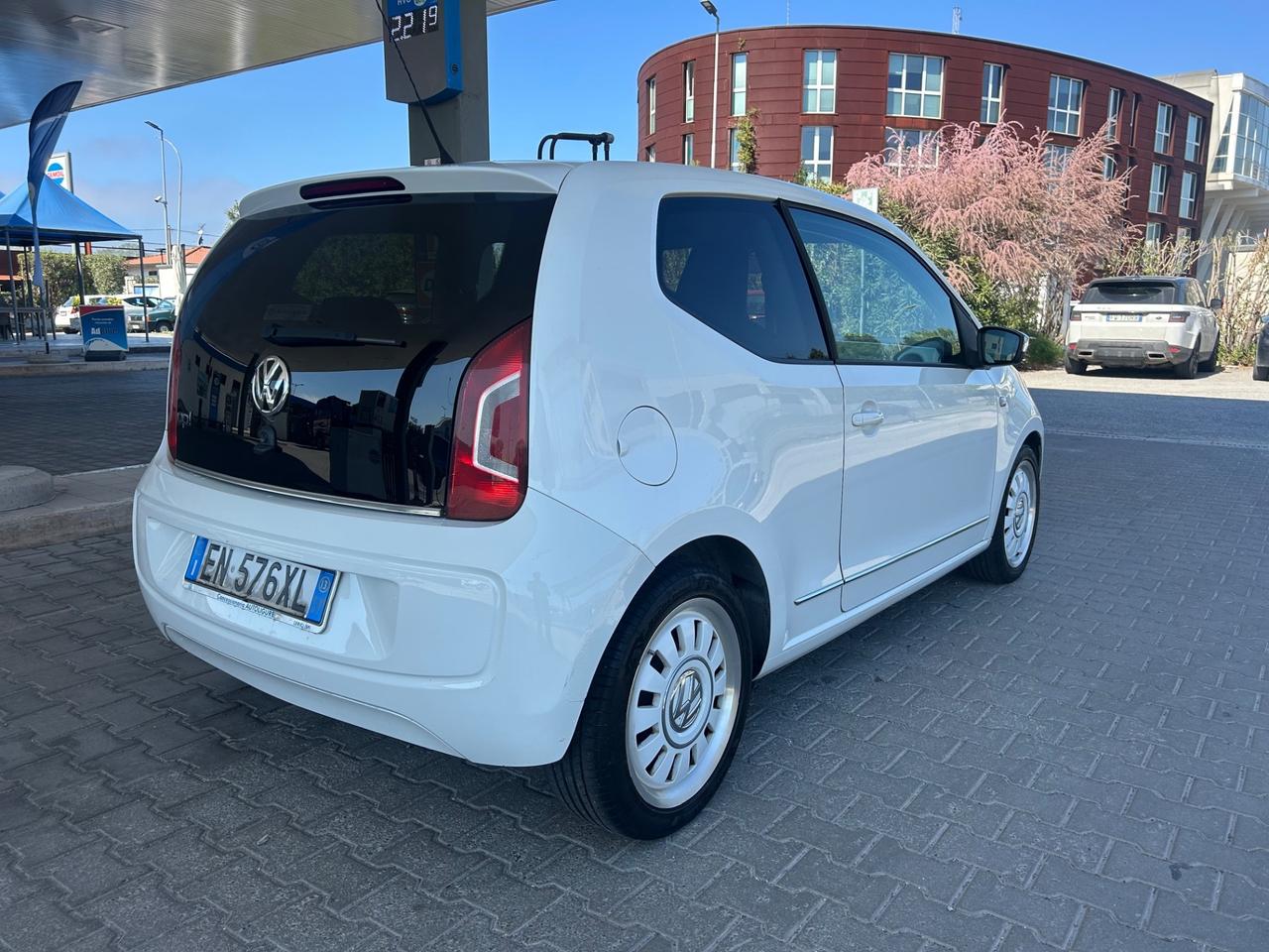 Volkswagen up! 1.0 75 CV 3p. high