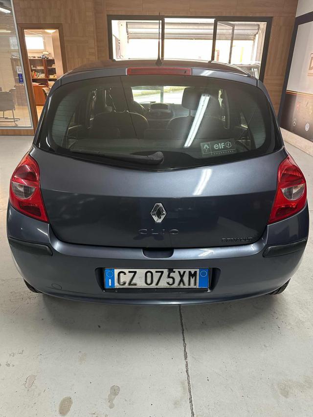 RENAULT Clio 1.2 16V 5 porte Dynamique