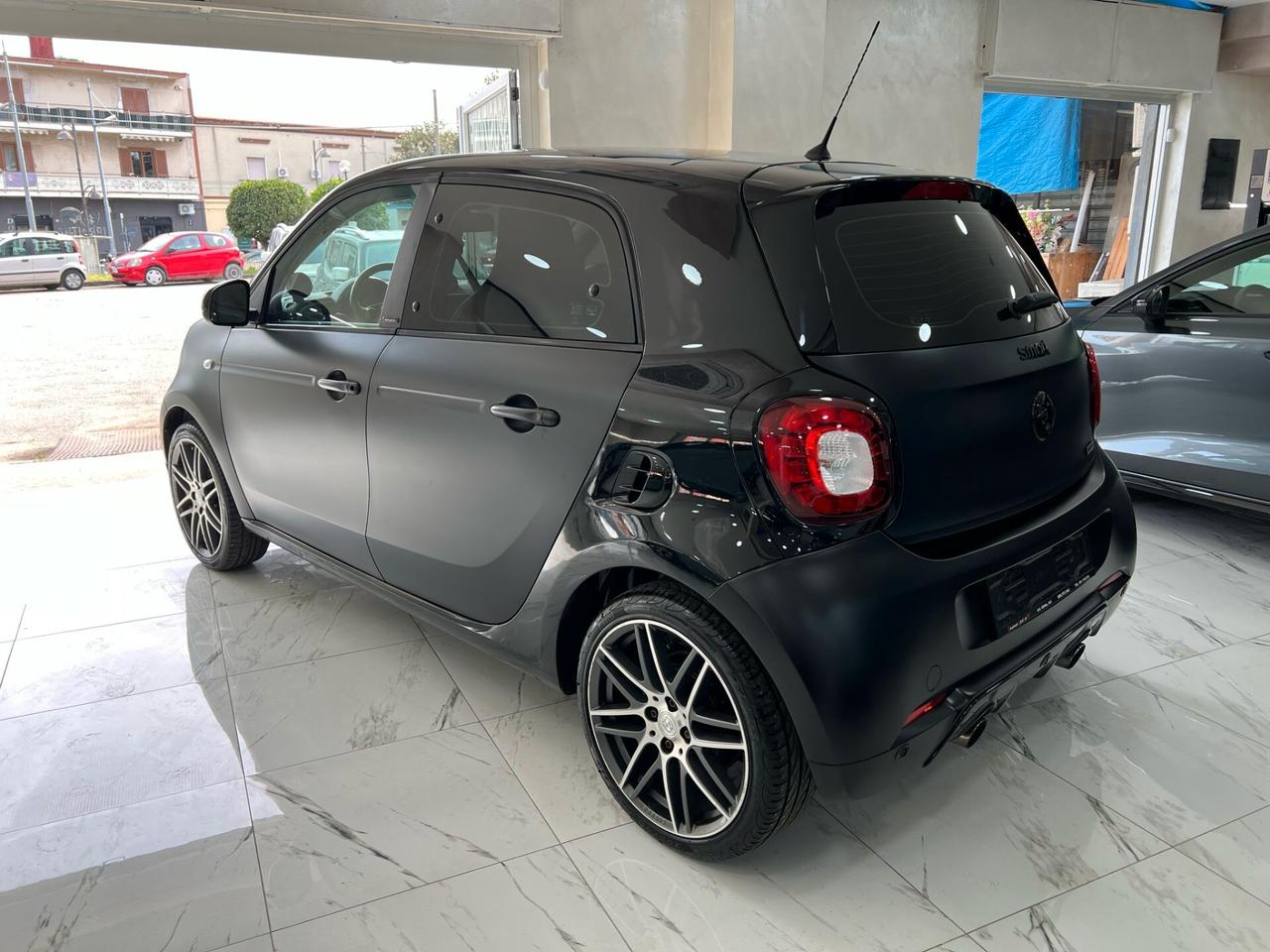 NUOVA SMART FORFOUR BRABUS EXCLUSIVE CABRIO EDITION 0.9 BENZ 109CV TWINAMIC