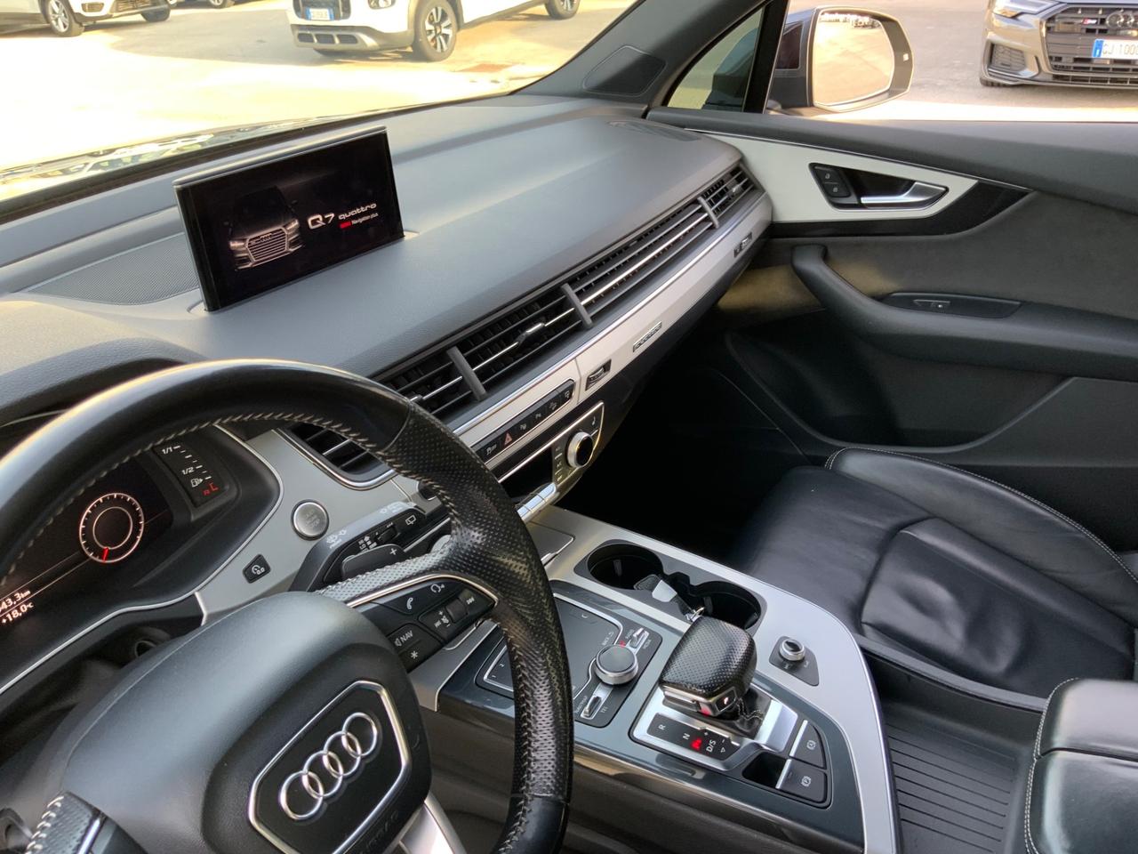 Audi Q7 3.0 TDI 272 CV quattro tiptronic Business Plus S LINE.TETTO.7POSTI.RUOTE POST STERZANTI