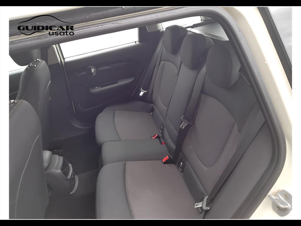 MINI Mini IV F54 2016 Clubman - Mini Clubman 2.0 Cooper D auto