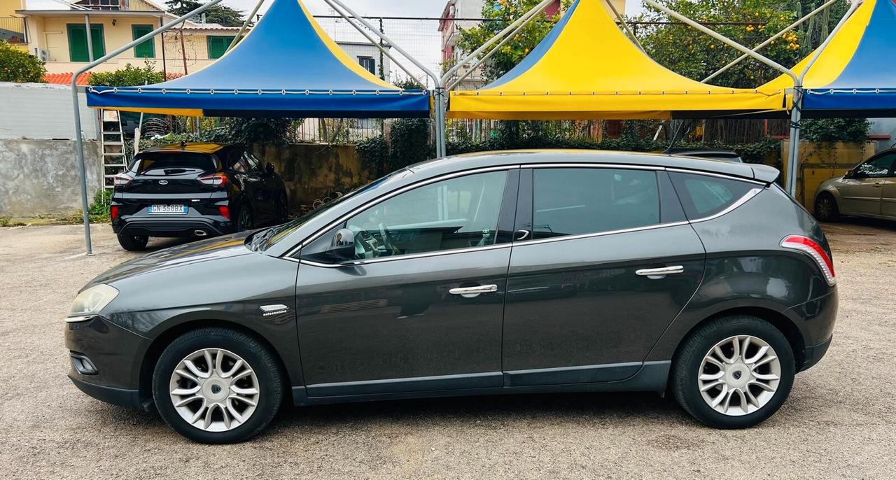 Lancia Delta 1.6 MJT DPF Gold