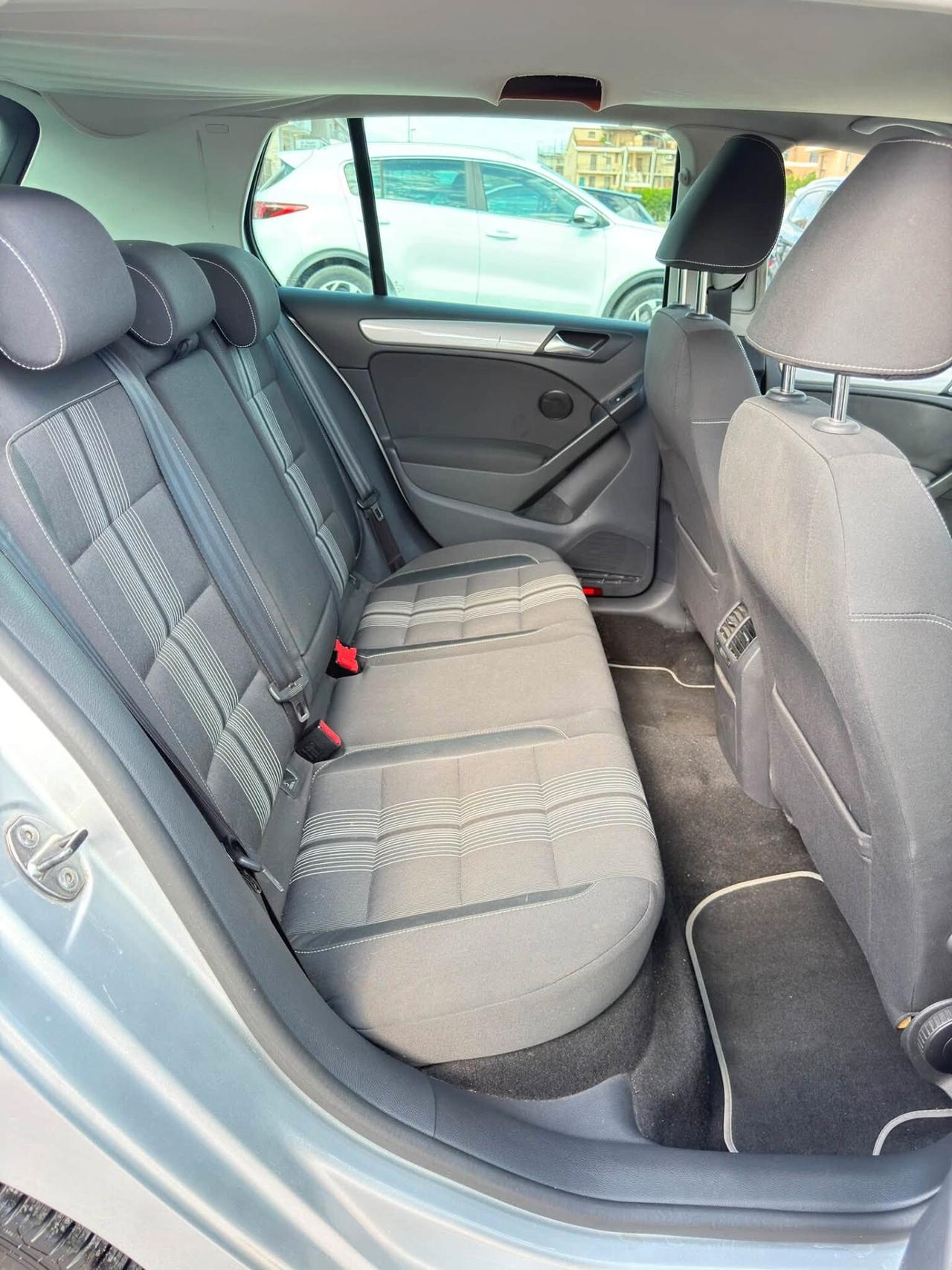 Volkswagen Golf 1.6 TDI 5p. Highline BlueMotion Technology