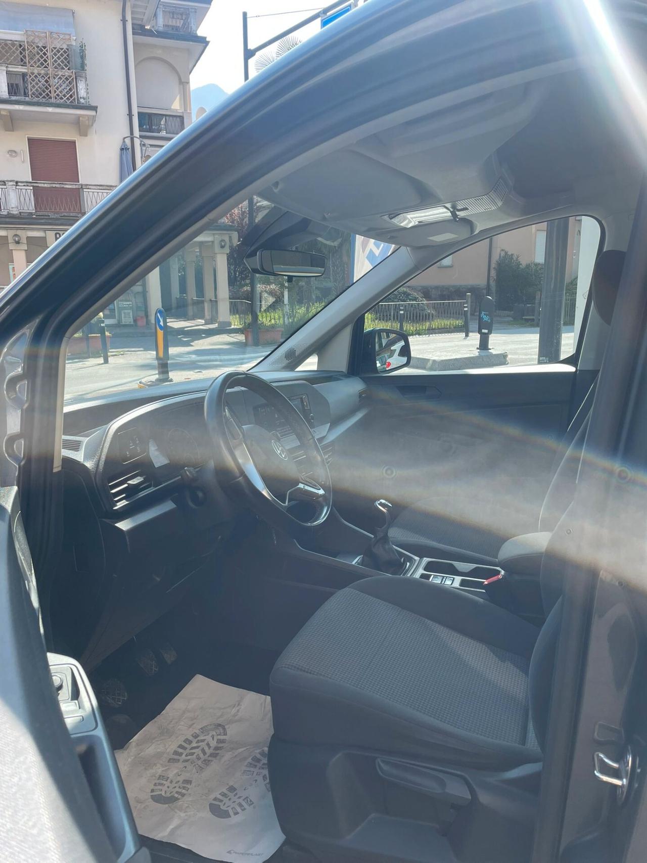 Volkswagen Caddy 2.0 TDI 102 CV Space