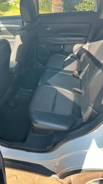 Mitsubishi Outlander 2.2 DI-D 4WD Intense