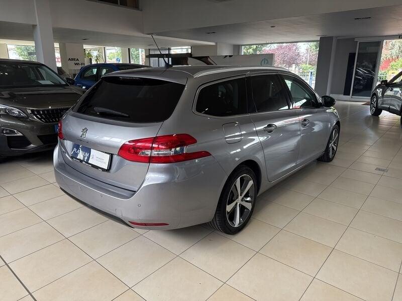 Peugeot 308 BlueHDi 120 EAT6 S&S SW Allure