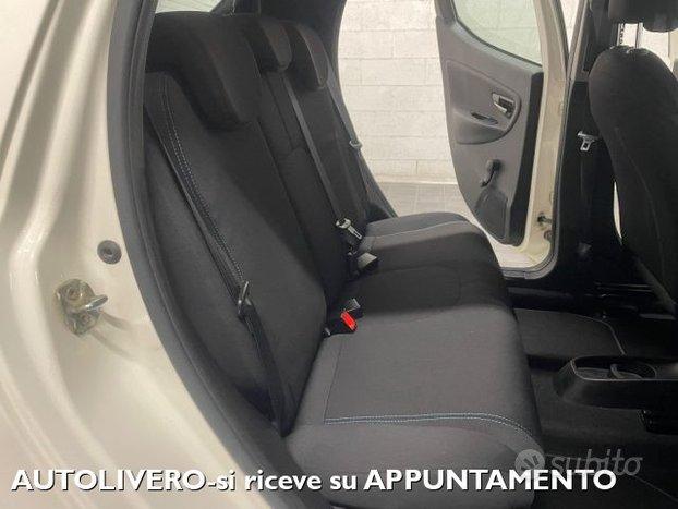 LANCIA Ypsilon 1.2 69 CV 5 porte BICOLOR-UNIPRO