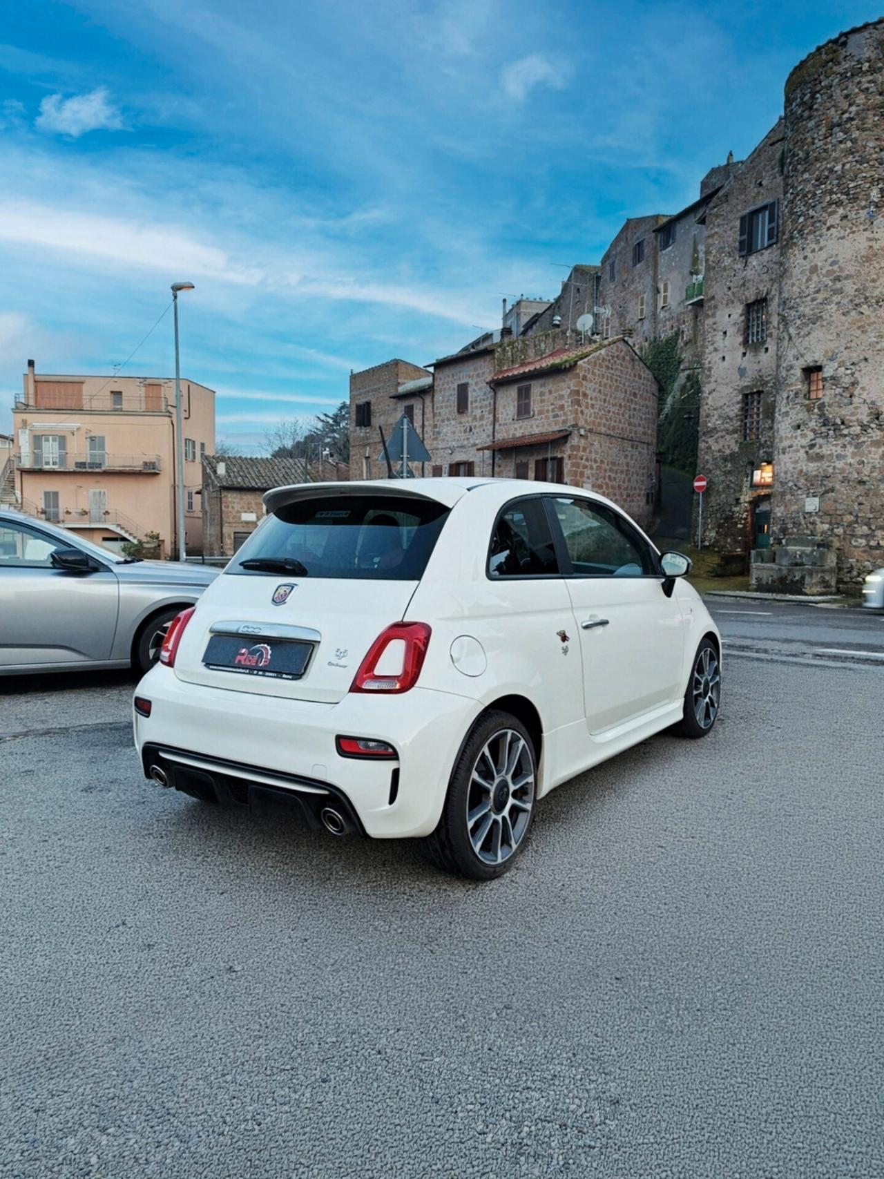 Abarth 595 1.4 Turbo T-Jet 165 CV Turismo