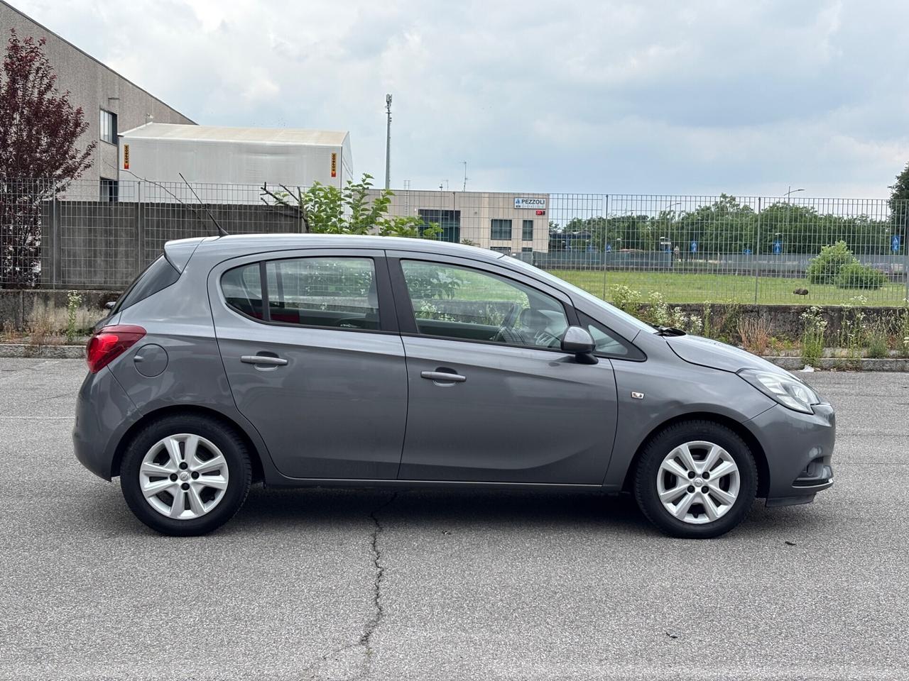 Opel Corsa 1.2 70CV 5 porte GPL-TECH Edition