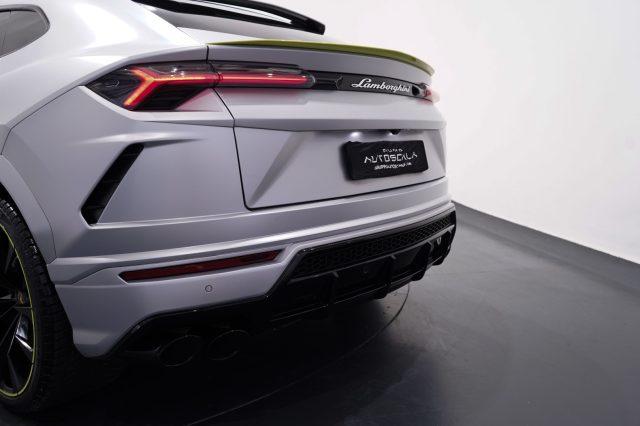 LAMBORGHINI Urus 4.0 650cv Graphite Capsule