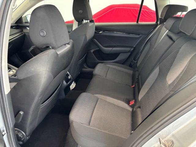 SKODA Octavia 2.0 TDI EVO SCR 150 CV DSG Wagon Executive
