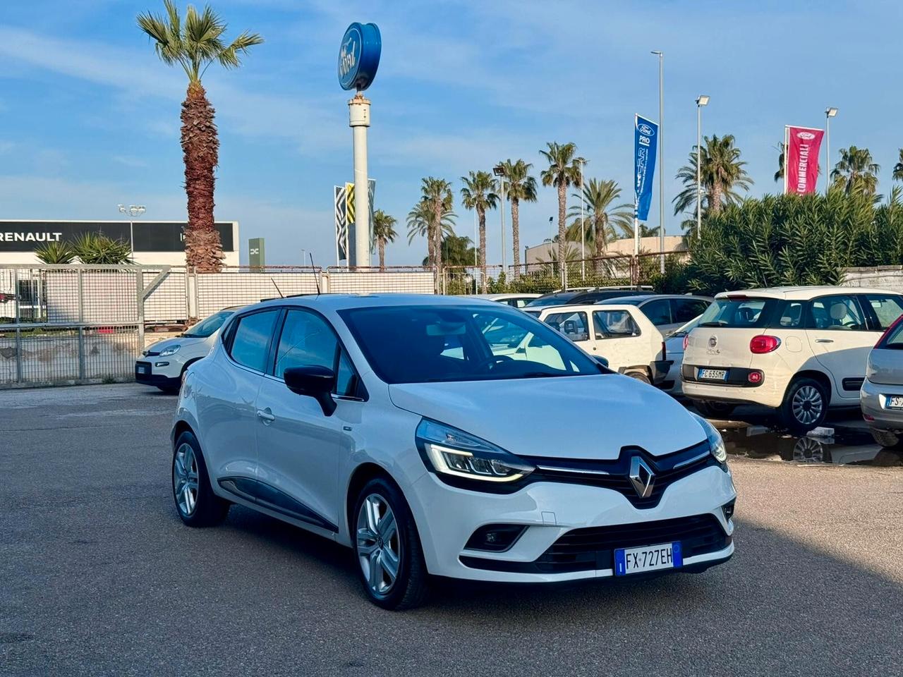 Renault Clio dCi 8V 75 CV 5 porte Moschino Life
