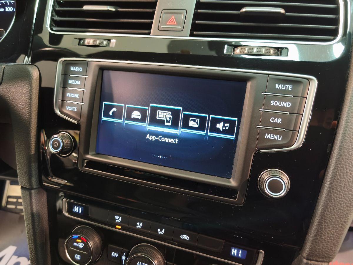 VOLKSWAGEN Golf 1.6 TDI 110CV DSG R-LINE