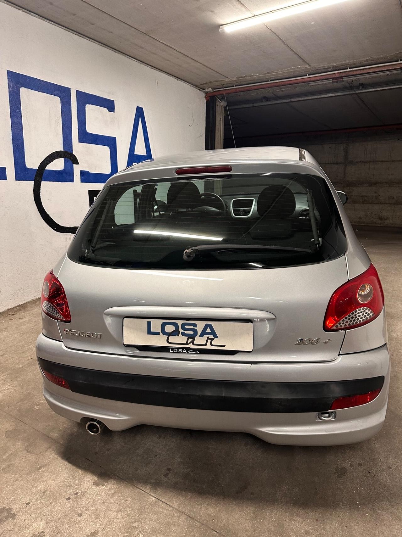 Peugeot 206 plus 1.1 2011