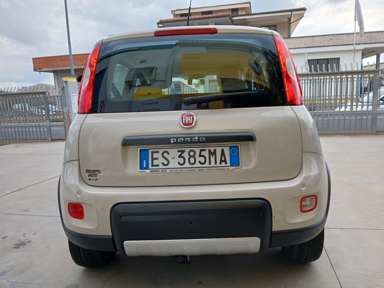 FIAT Panda 4x4 1.300 MultiJet 75cv Gancio Traino