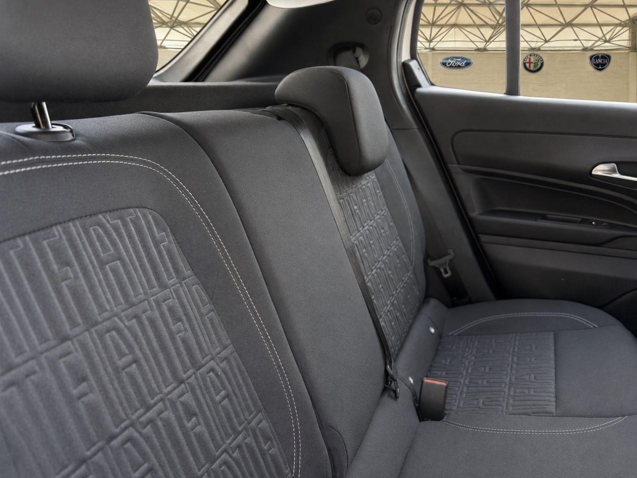 FIAT 600 IV 2023 - 600 1.2 hybrid Pop 145cv auto
