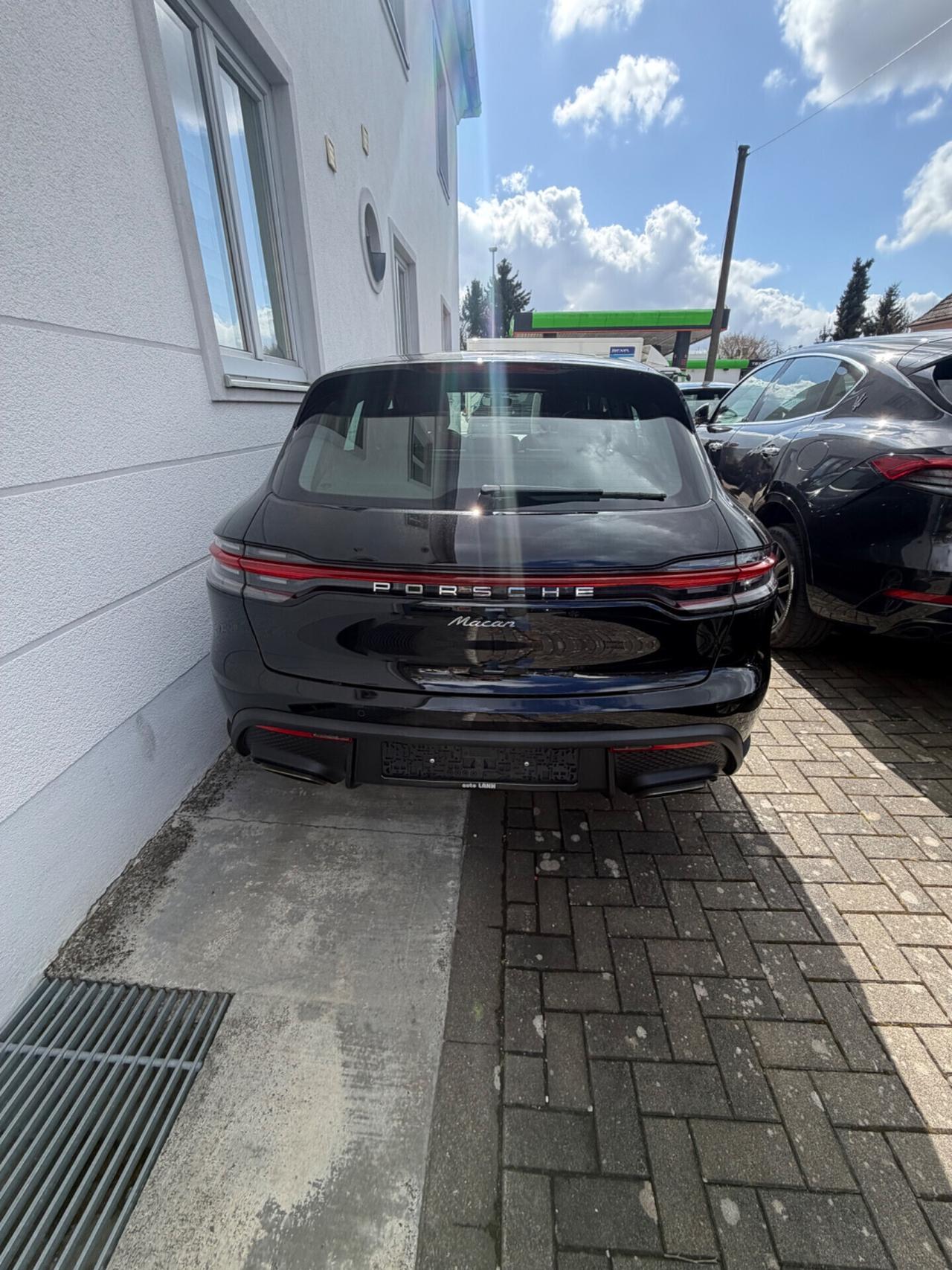 Porsche Macan 2.0 turbo 265cv Tetto Navigatore
