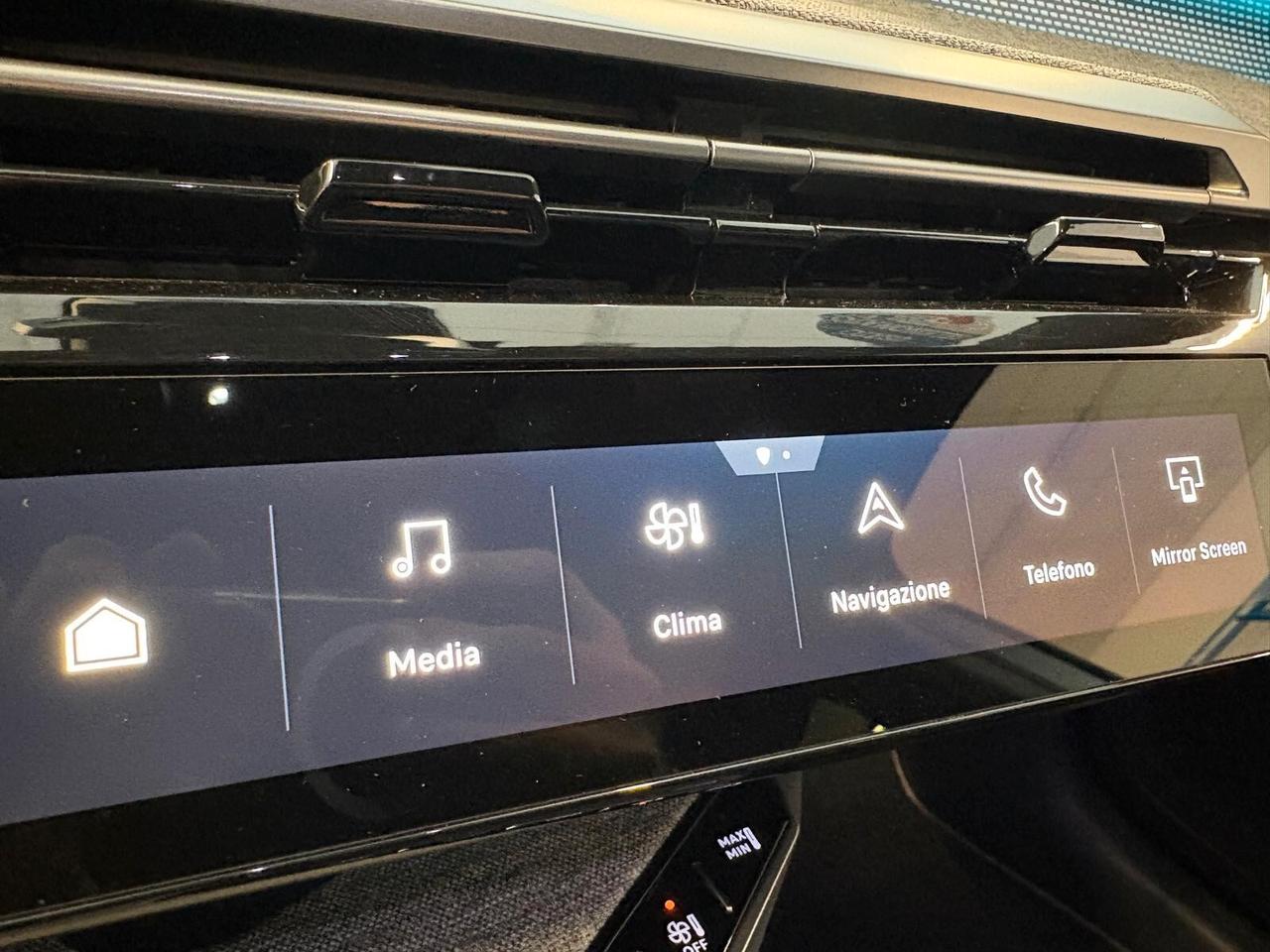 Peugeot 3008 GT Hybrid 145 e-DCS6 SPOTICAR