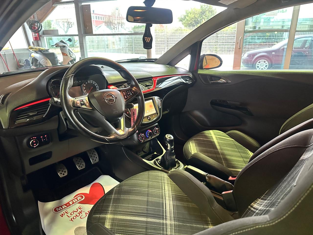 Opel Corsa 1.4 90CV Coupé b-Color 77.000km