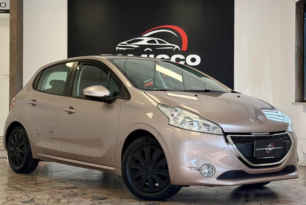 Peugeot 208 1.2 VTi 82 CV 5 porte Allure