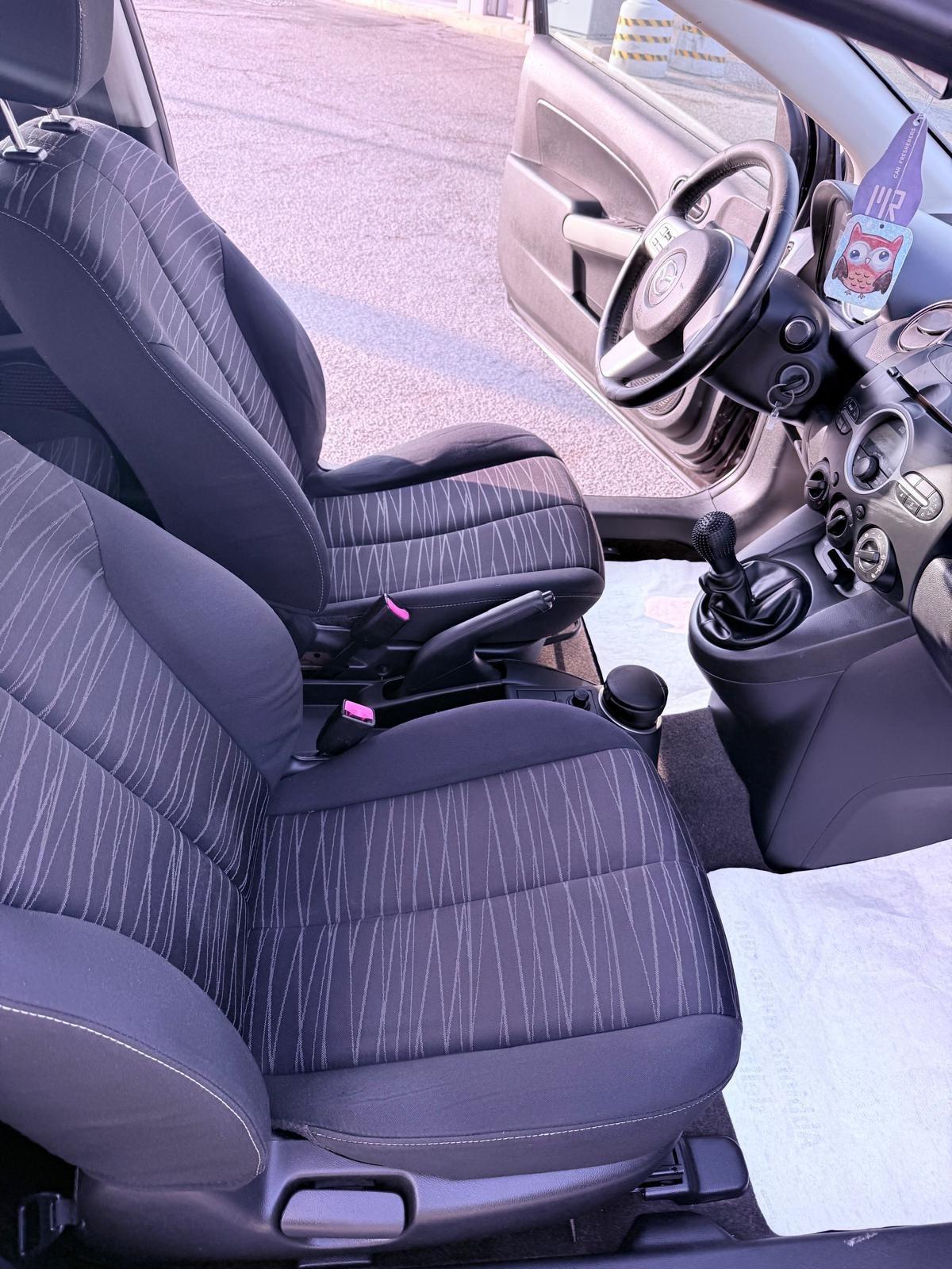 Mazda 2 Mazda2 1.3 16V 75CV 5p. Play