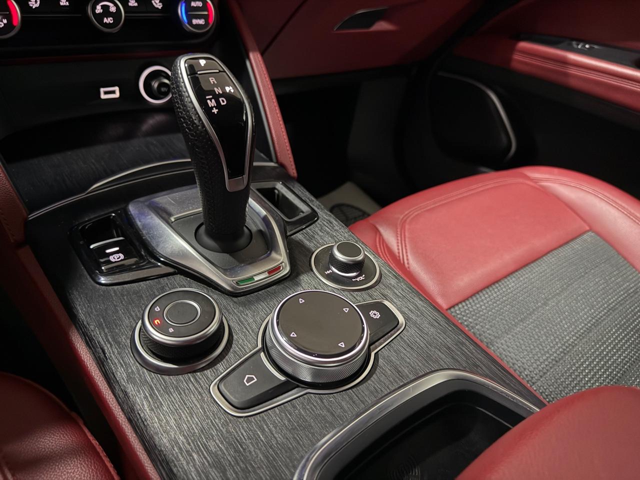 Alfa Romeo Stelvio 2.2TurboD 190CV SPRINT+CARTIER RED2021