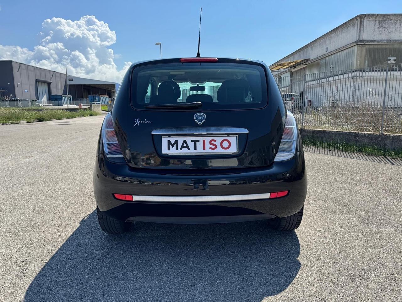 Lancia Ypsilon 1.4 Platino Ecochic GPL. Km 126.000
