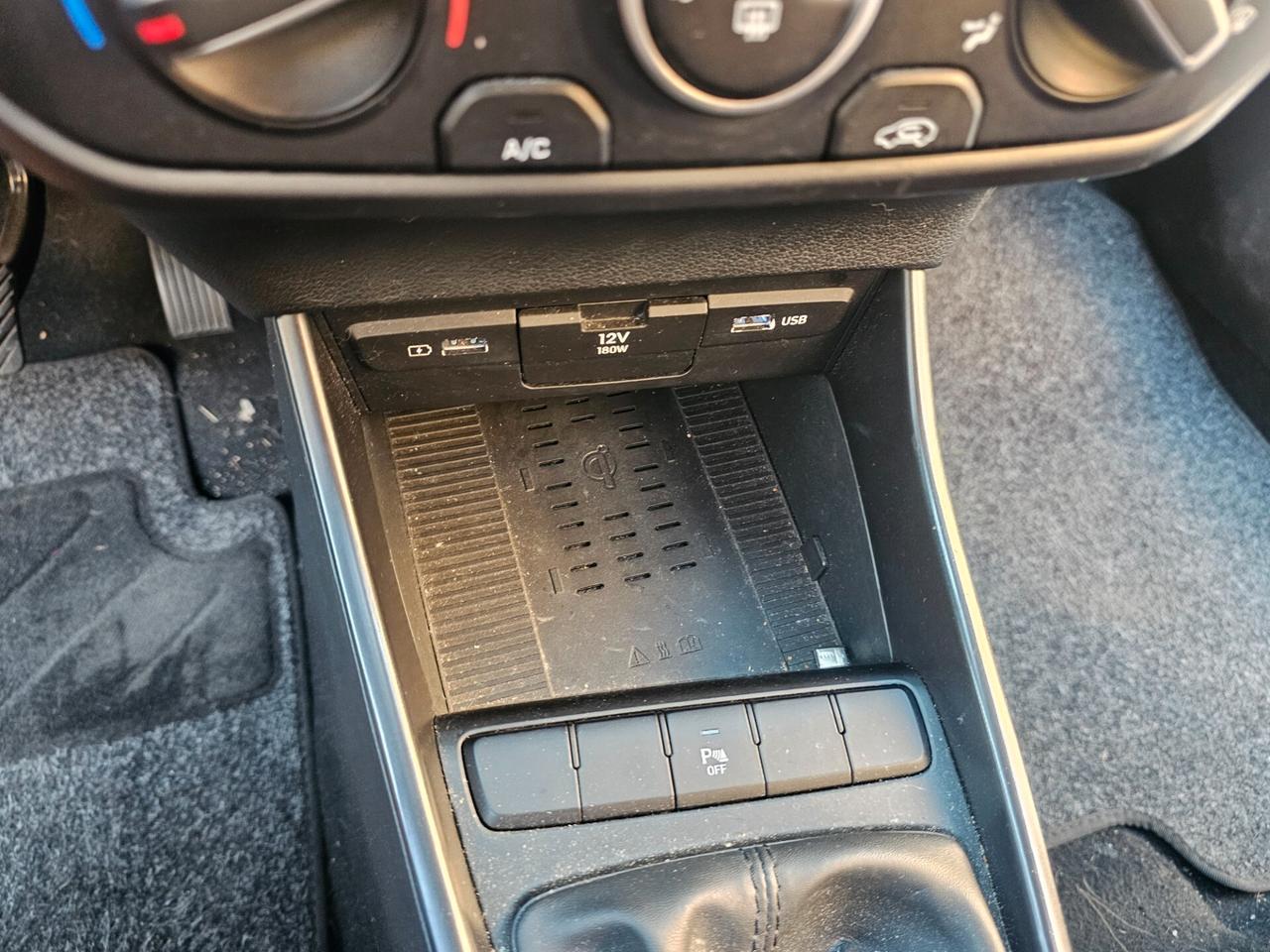 Hyundai i20 1.2 MPI MT Connectline