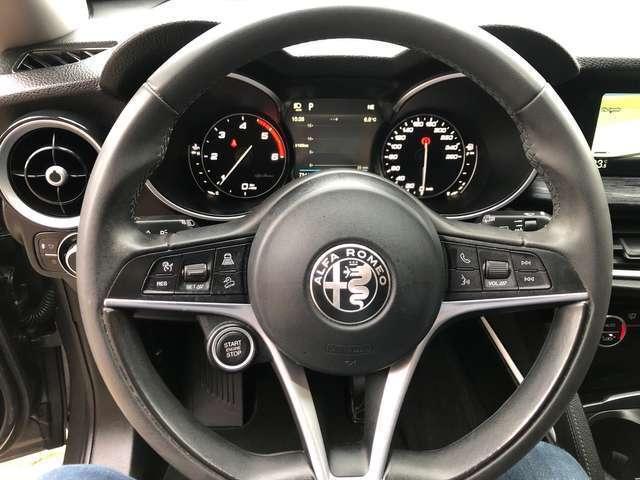 Alfa Romeo Stelvio 2.2 t Executive Q4 210cv auto Tetto