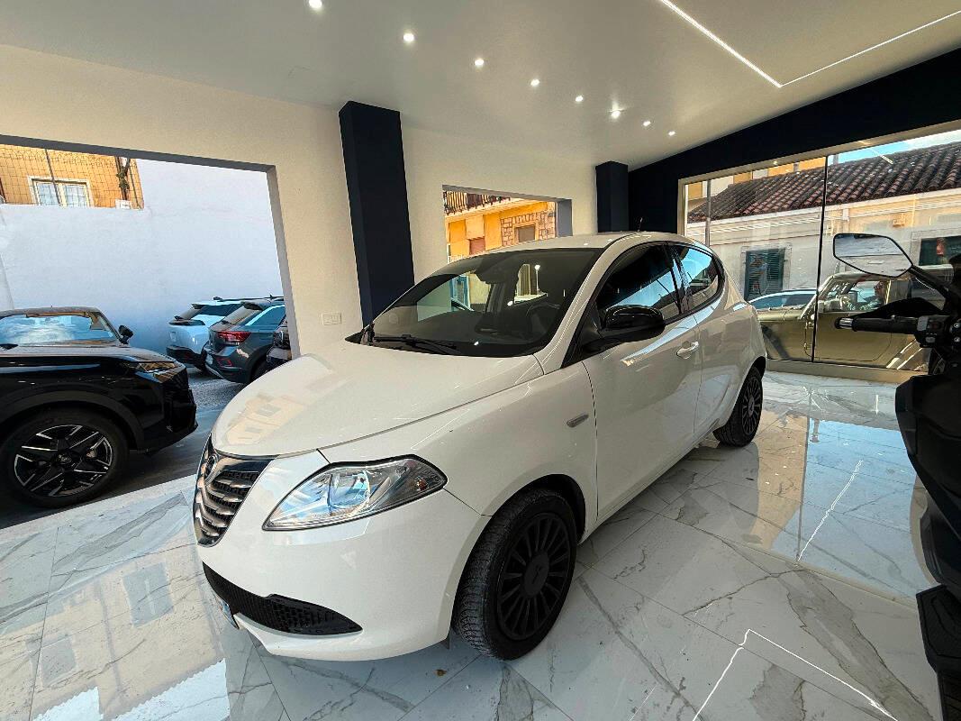 Lancia Ypsilon Lancia Y 1.2 8v Gold FINANZIABILE
