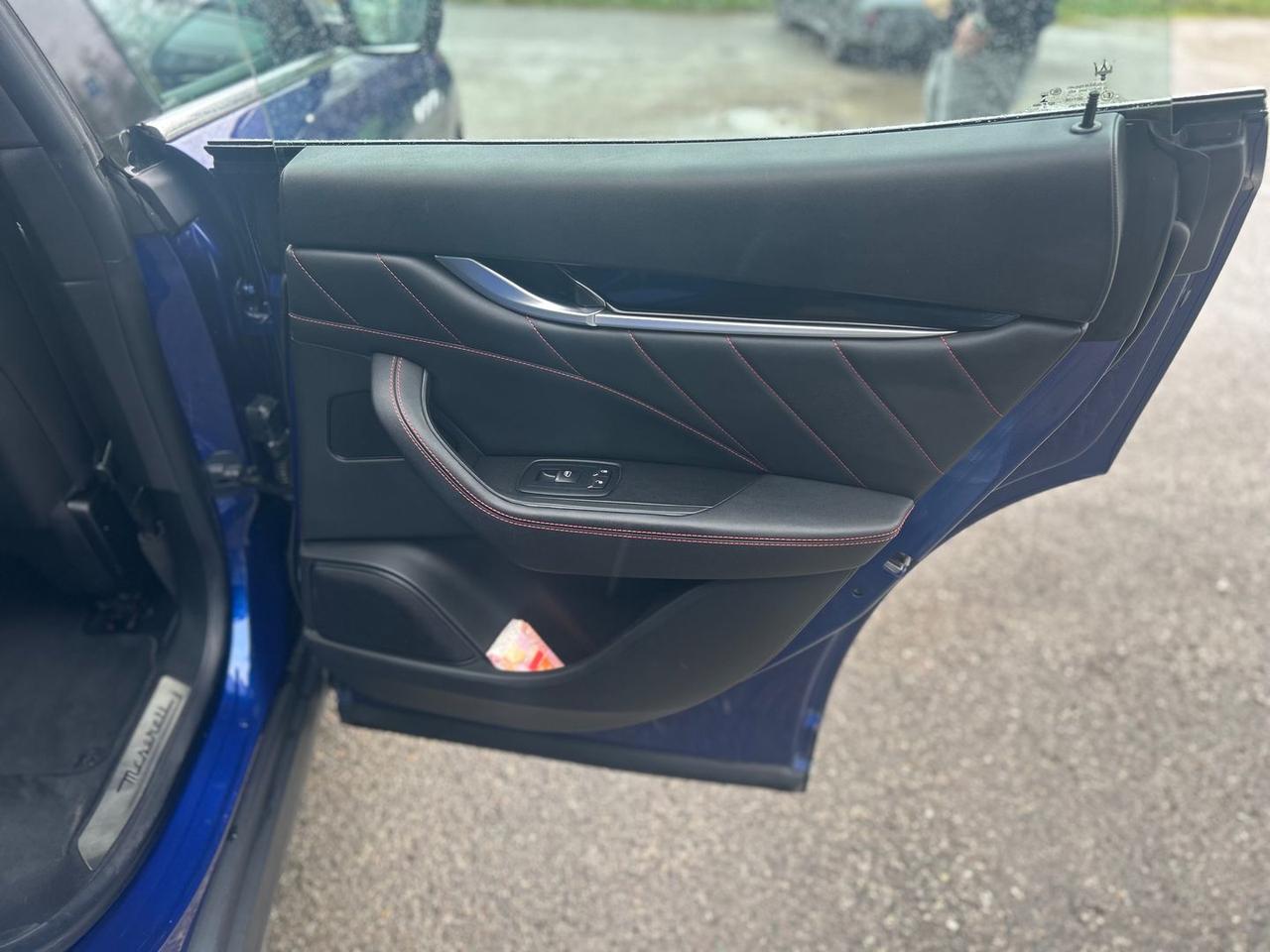 Maserati Levante GranSport 3.0 V6 #10004