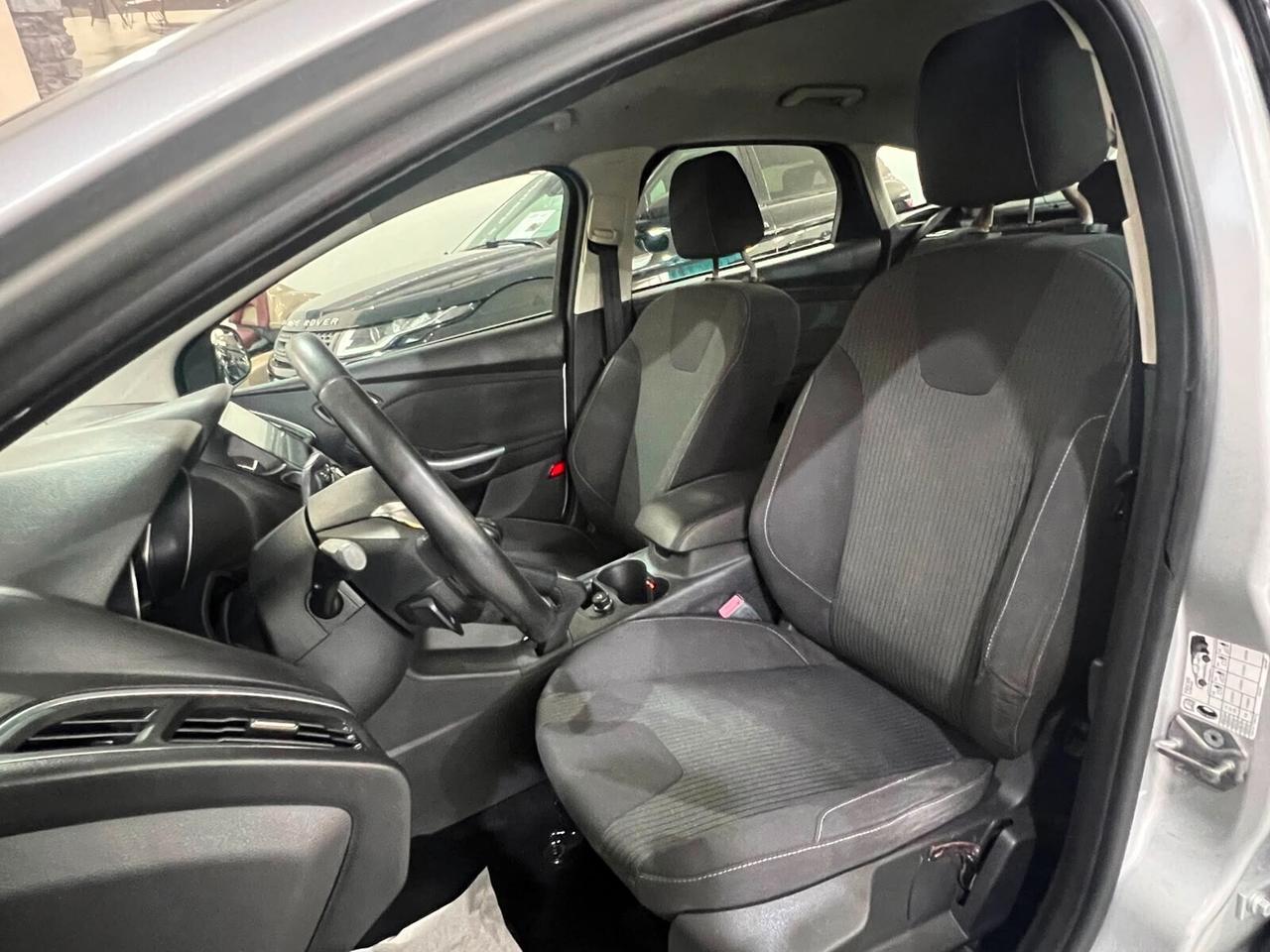 Ford Focus 1.6 116 CV - TITANIUM - 2014