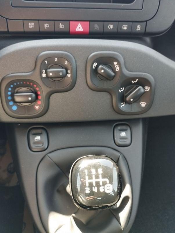 FIAT Pandina 1.0 65cv Hybrid Icon