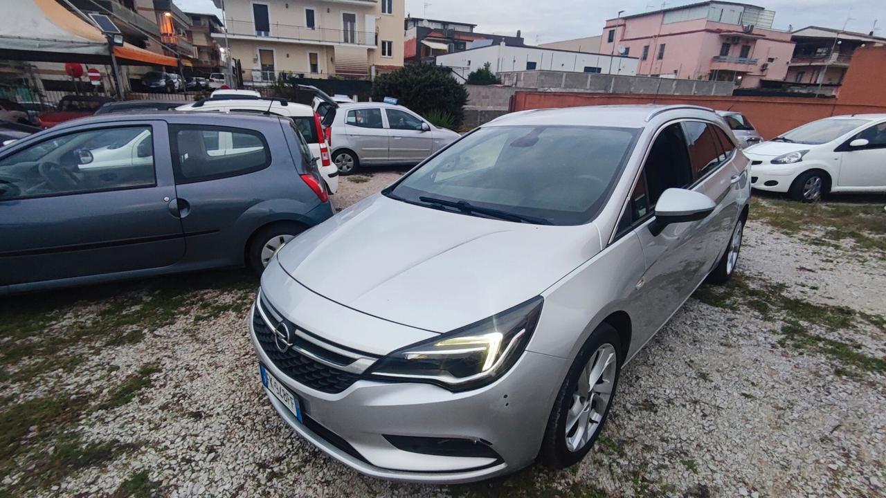 Opel Astra sw 2017 automatica 1.6