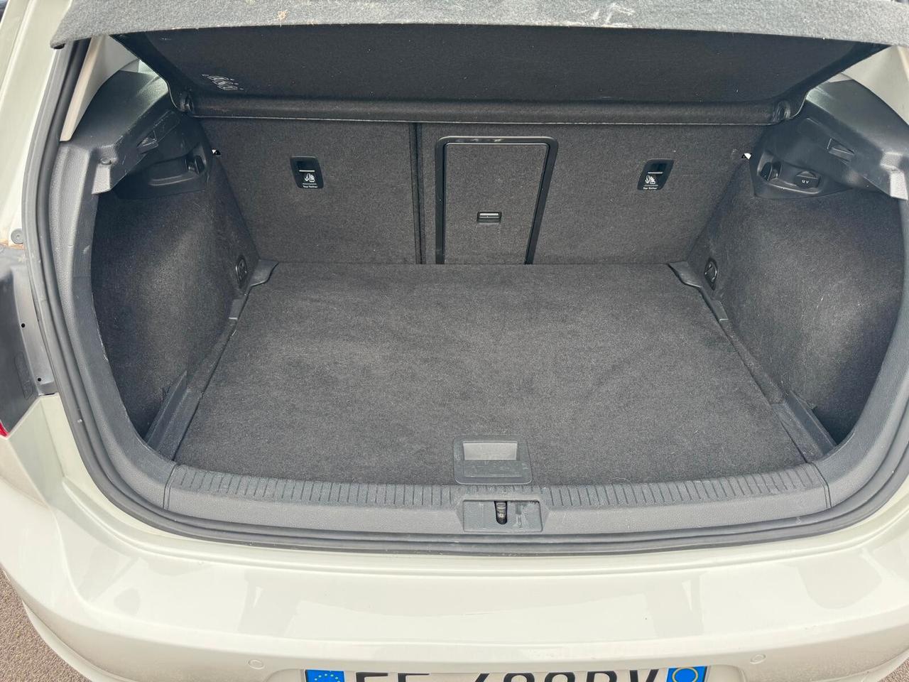 Volkswagen Golf 7 1.6 TDI 110CV DSG 5P HIGHLINE BMT 2016