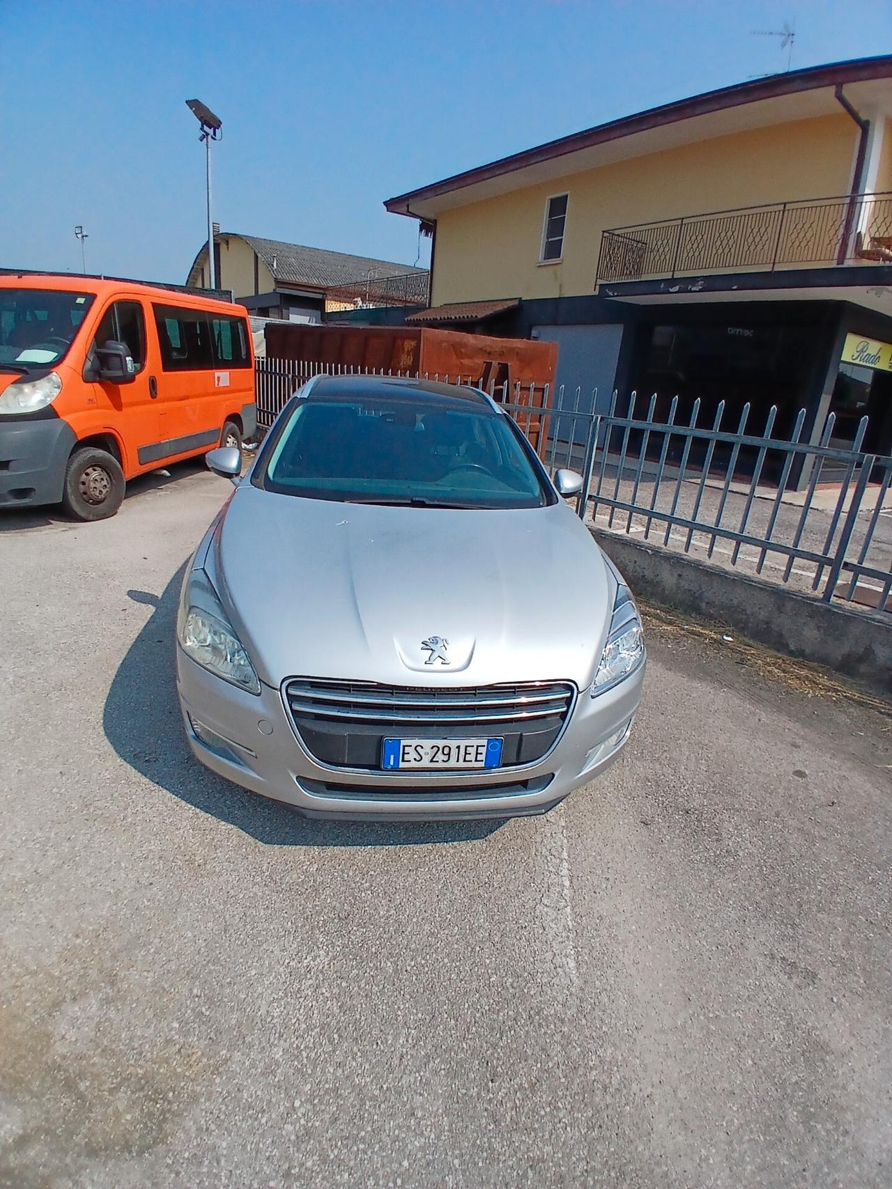 Peugeot 508 2.0 HDi 140CV SW Ciel Active