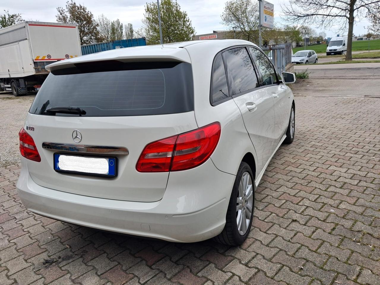 Mercedes-benz B 180 BlueEFFICIENCY Premium
