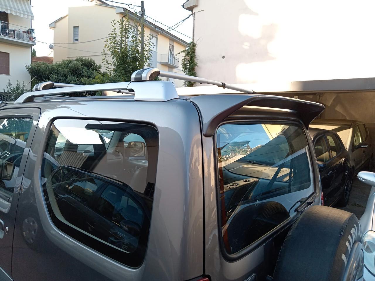 Suzuki Jimny 1.5 DDiS cat 4WD JLX Più