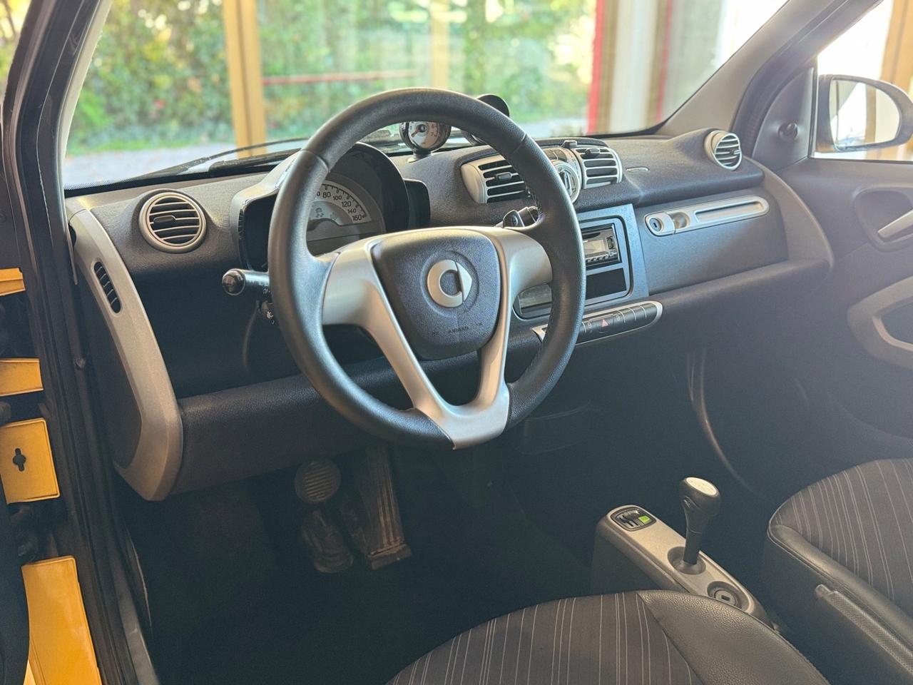 Smart ForTwo 1000 52 kW MHD coupé passion