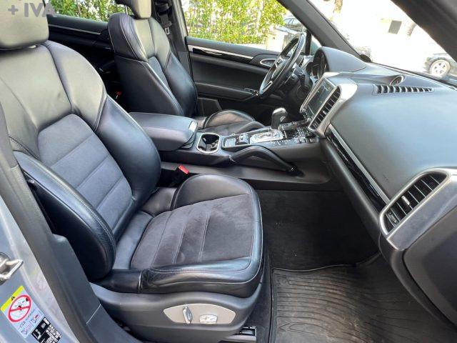 PORSCHE Cayenne 3.0 Diesel TETTO