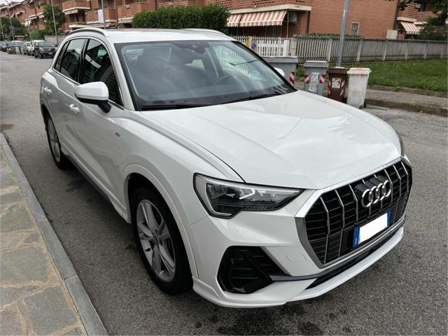 AUDI Q3 40 TFSI quattro S tronic S line edition