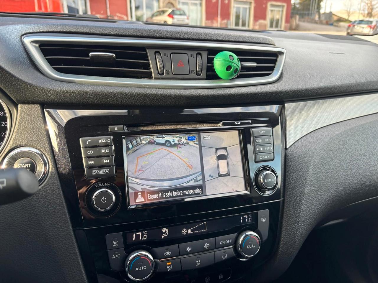 Nissan Qashqai 1.5 dCi N-Connecta