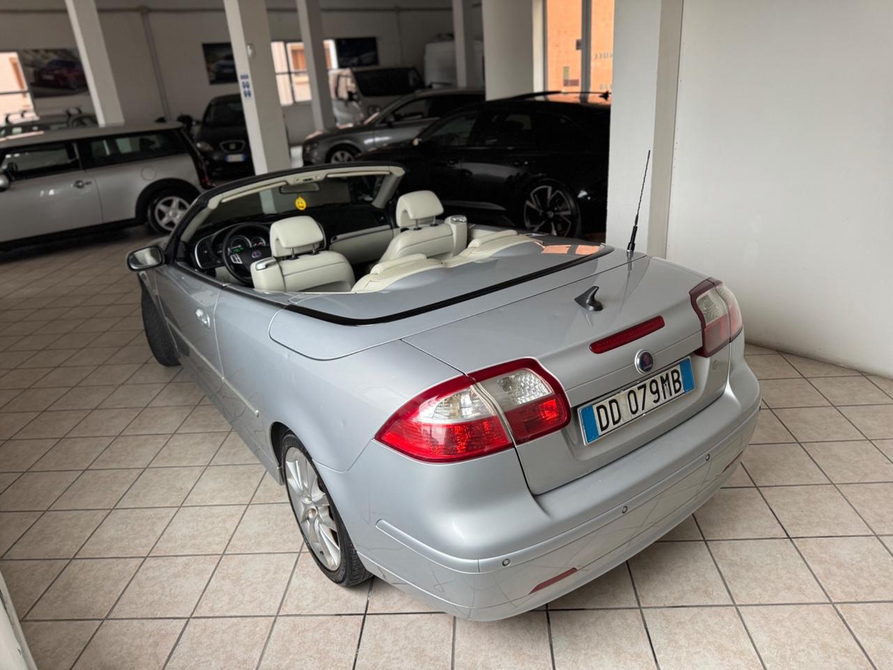 Saab 9-3 Cabriolet 1.9 TiD 16V DPF Vector Sentronic