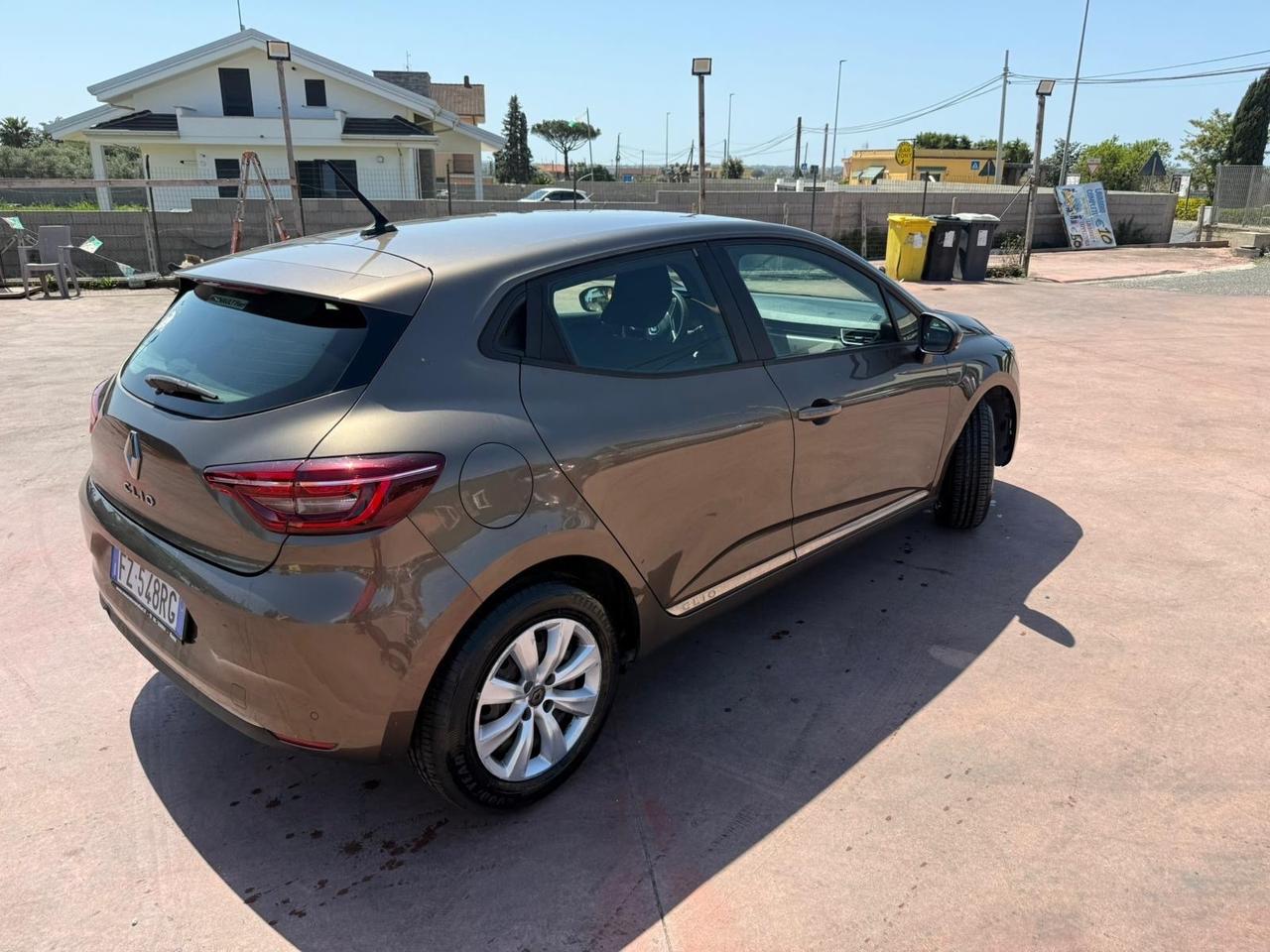 Renault Clio TCe 100 CV 5 porte Zen